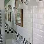 Chateau De Buffavent Bed and breakfast 5*