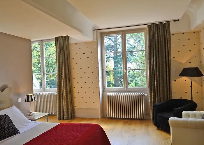 Chateau De Buffavent 5*